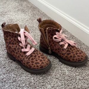 Girls Leopard Print Lace-Up Boots with Pink Laces